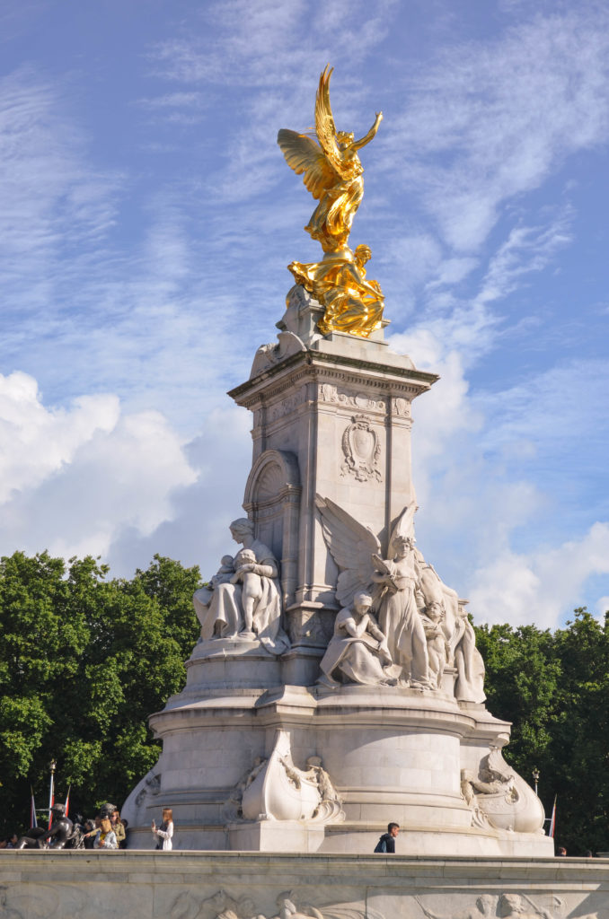 Victoria Monument at Buckingham Palace